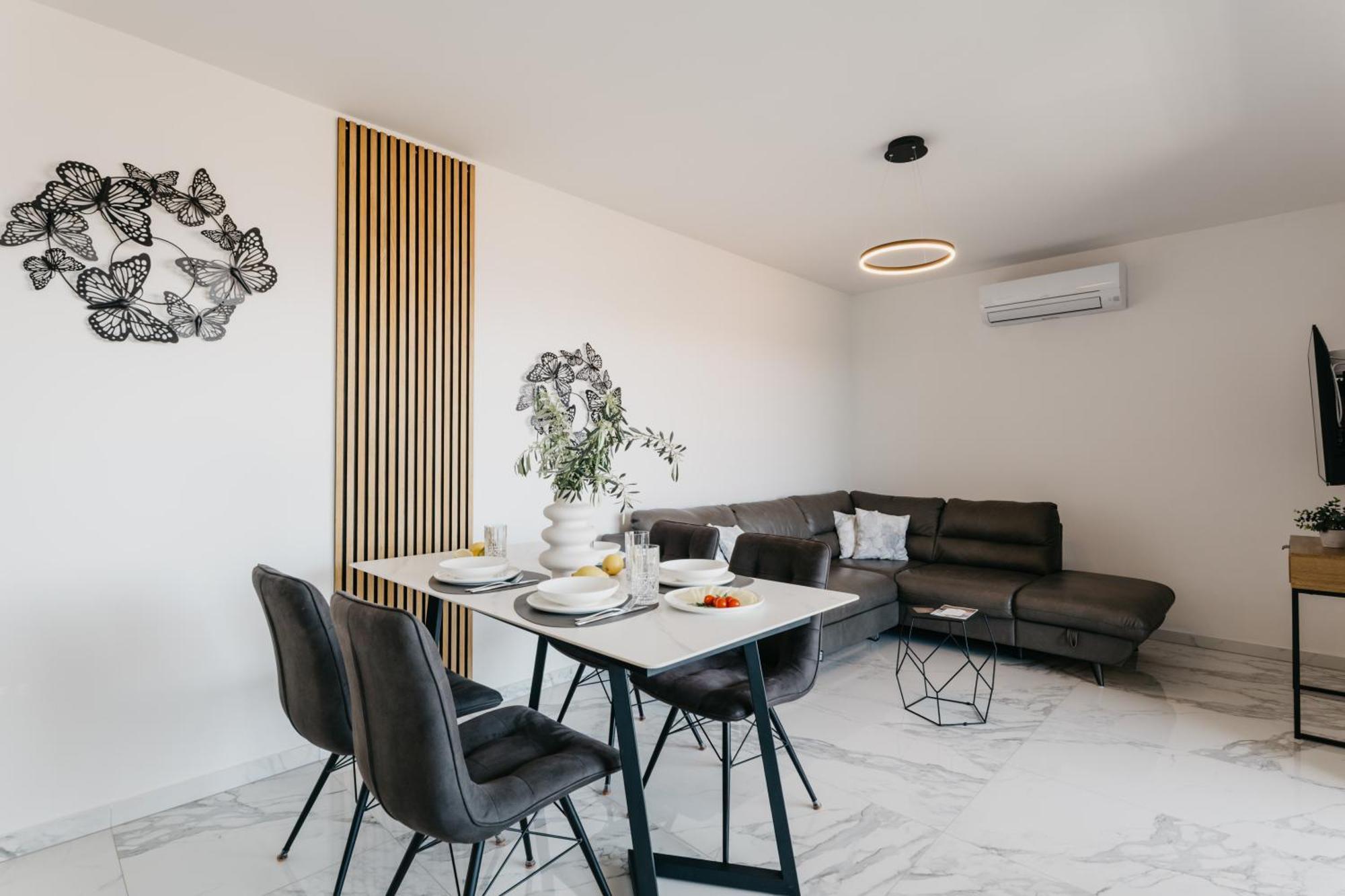 Lili Rose Mandre - Exclusive Family Apartments With Sea View, Just Steps From Beach Room photo