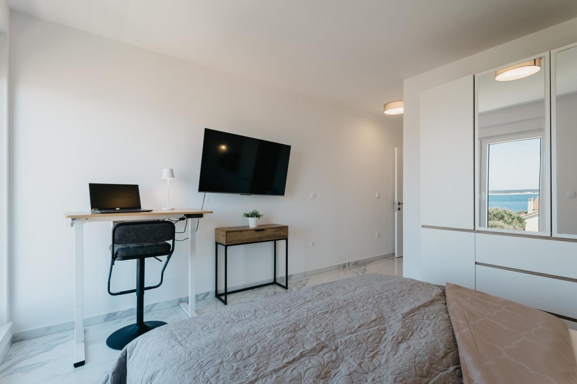 Lili Rose Mandre - Exclusive Family Apartments With Sea View, Just Steps From Beach Room photo